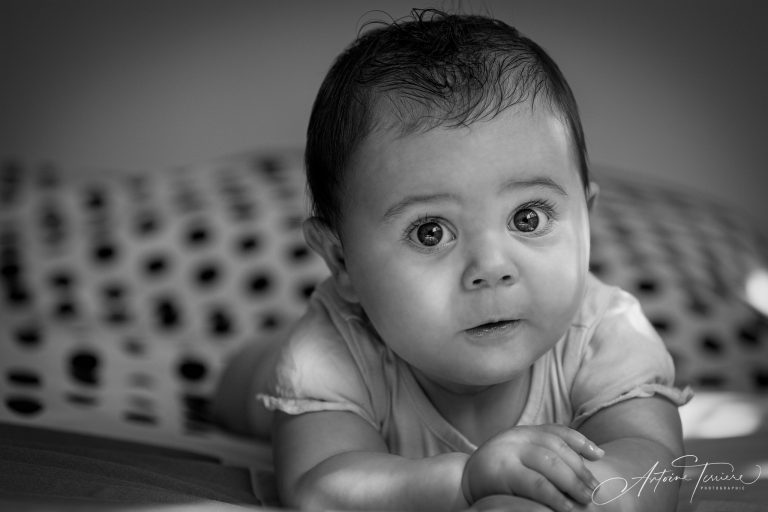 Portrait de bébé à domicile à Aix en Provence